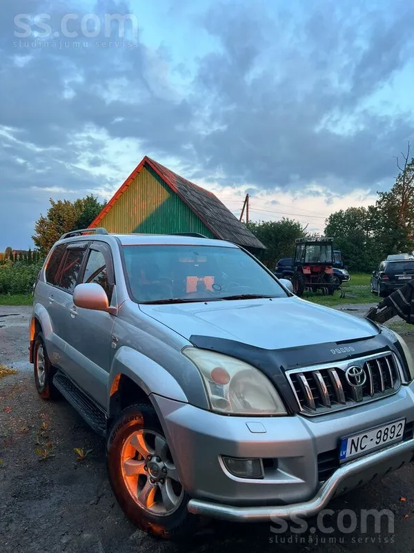 Toyota Land Cruiser