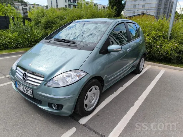 Pārdodas Mercedes A160cdi ar Automātisku ātrumkārbu 
Nobraukums 220000 KM O