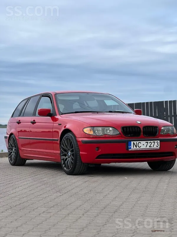 BMW 320