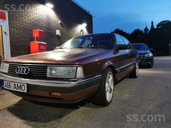 Audi 200