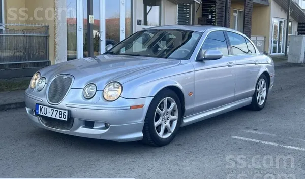 Jaguar Jaguar S-type pilnākā komplektācijā