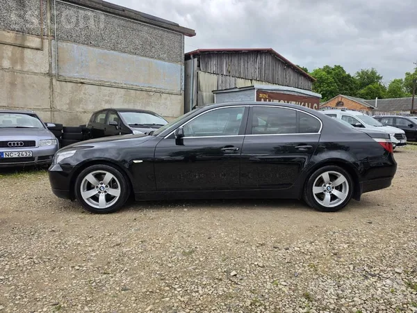 BMW 530