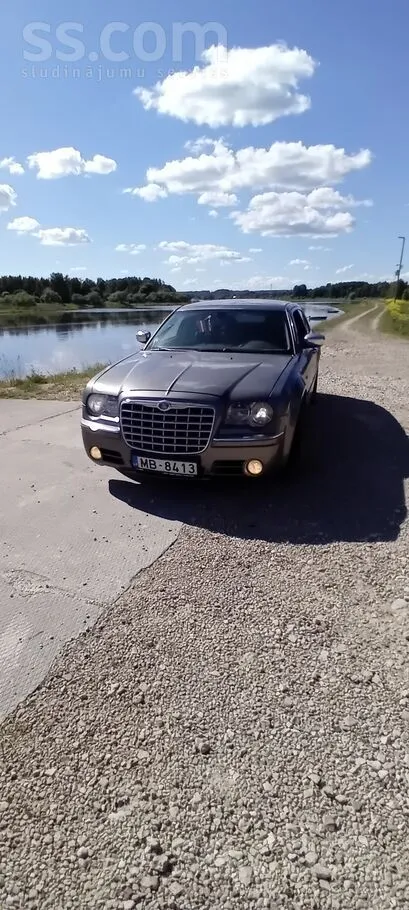 Chrysler Pārdodu auto, tikko izieta TA, darba kārtībā, ir s