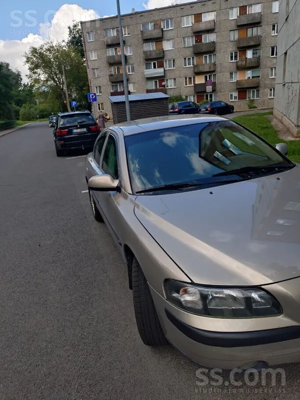 Volvo S60