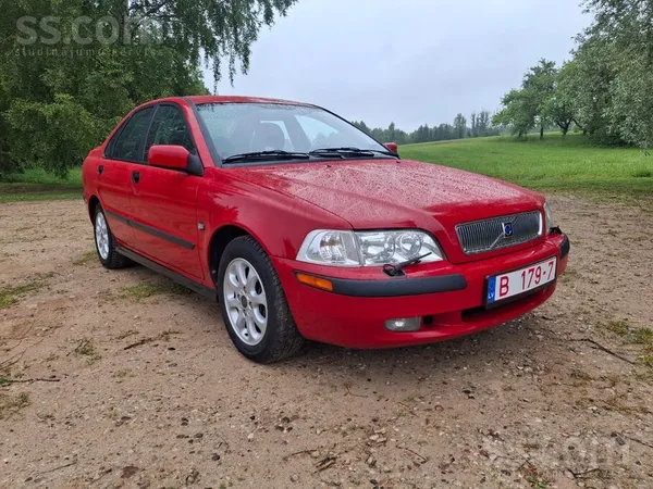 Volvo S40