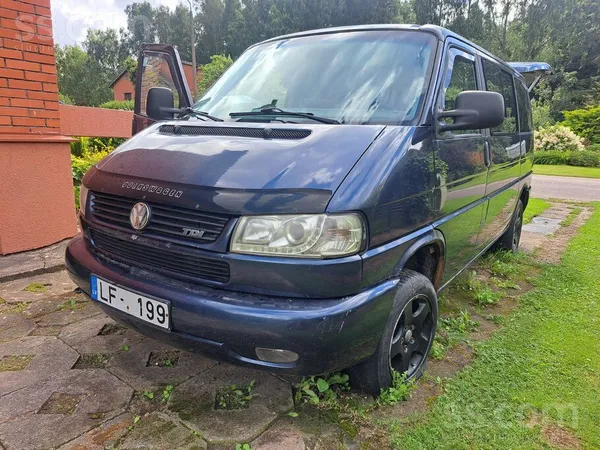 Volkswagen Tiek tirgots Multivan busiņš, jo netiek lietots un