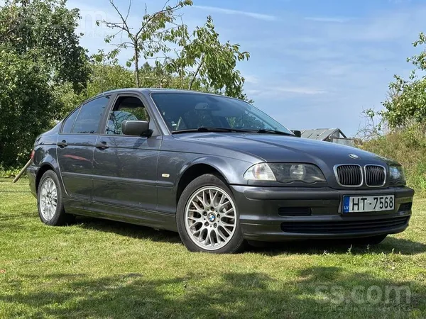 BMW 318