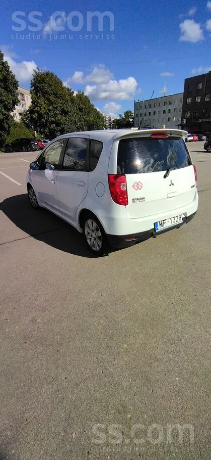 Mitsubishi Mitsubishi Colt. 1, 1 бензин, 55 kW, механика, цве
