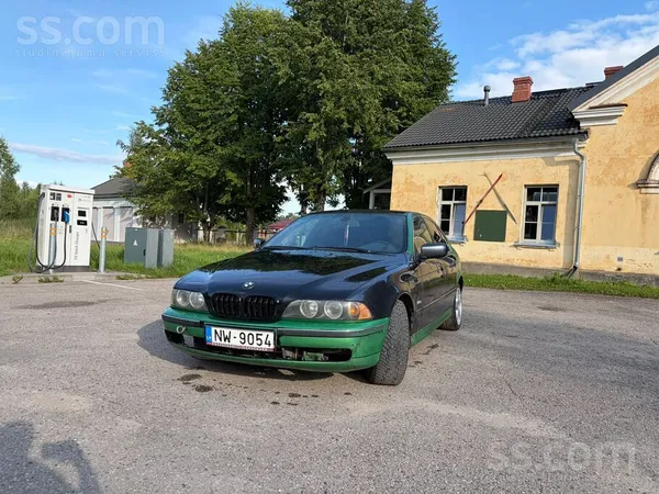 BMW 530