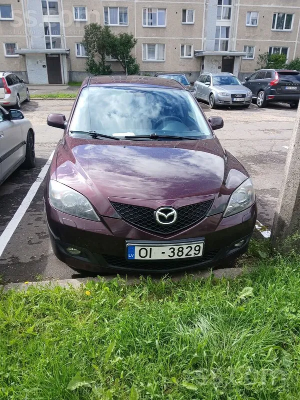 Mazda 323