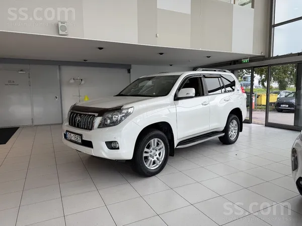 Toyota 7-vietas Land Cruiser Suv 3.0 D-4D (190 hp) 4Wd A/