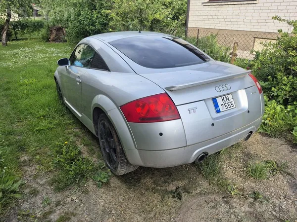 Pārdodu tt 1.8t quattro, auto stāvējis 2 gadi. ...