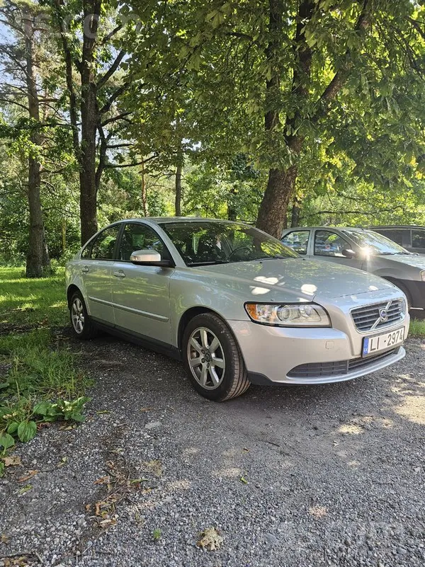 Продаётся Volvo S40 1.6 дизел(80 kw) 2009 года, cо свежим, только что пройде