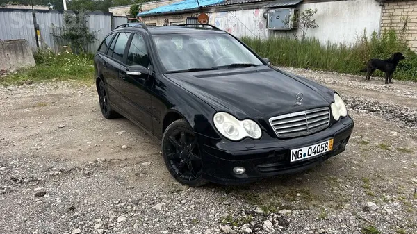 Mercedes C270