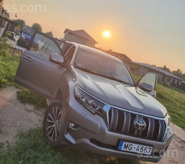 Toyota Land Cruiser