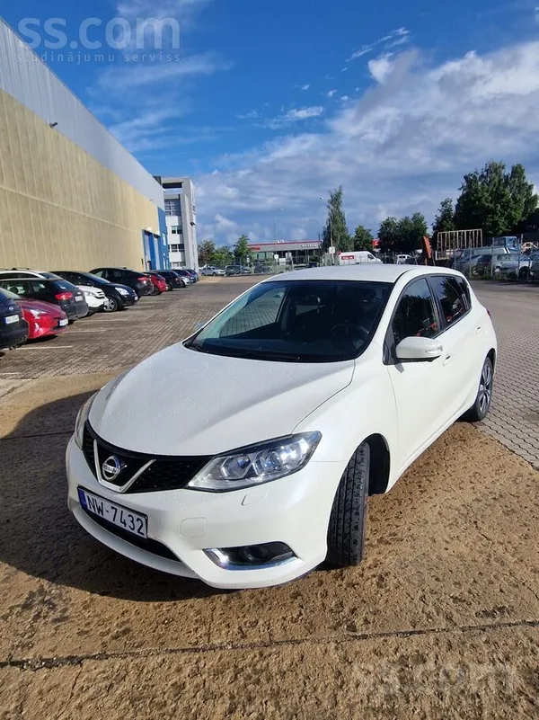 Pārdod īpašnieks Nissan Pulsar ar 1.2i benzīna dzinēju un automātisko ātrumk