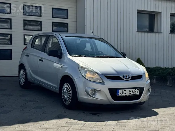 Hyundai i20, uzticams un ekonomisks ikdienas lietošanai.
Apkopes veiktas savlaicīgi. ...