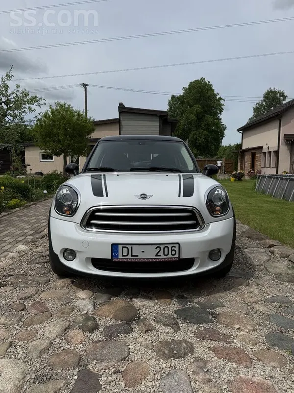MINI Paceman