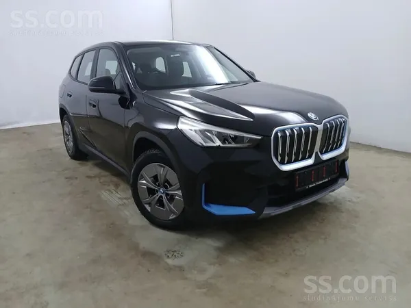 BMW iX1 xDrive30 Automatic I M Adaptive I xDrive I 313 ZS I Navi I Kamera I