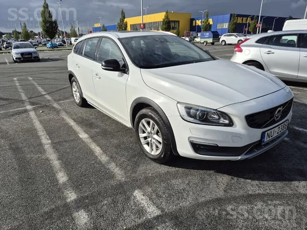 Volvo Volvo V60 Cross Country D4 2.4 Awd, 190 л. с. , ав