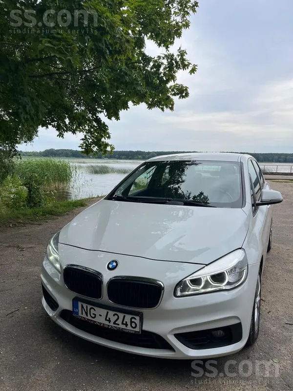 BMW 216
