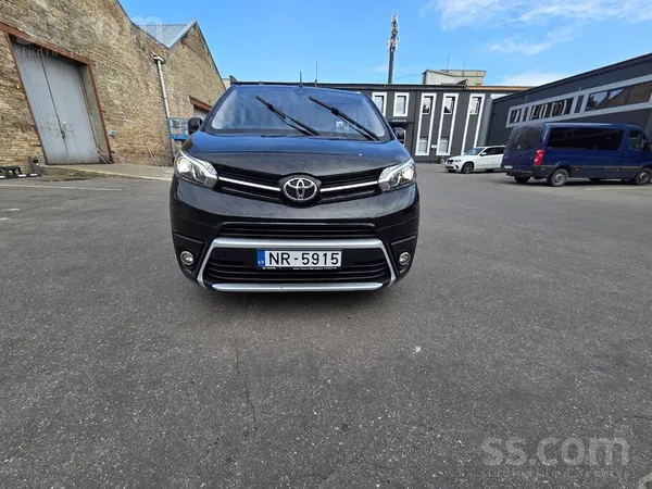 Toyota Proace 2018, 2.0D dīzelis, Automāts, Furgons, Melns — Latvijā