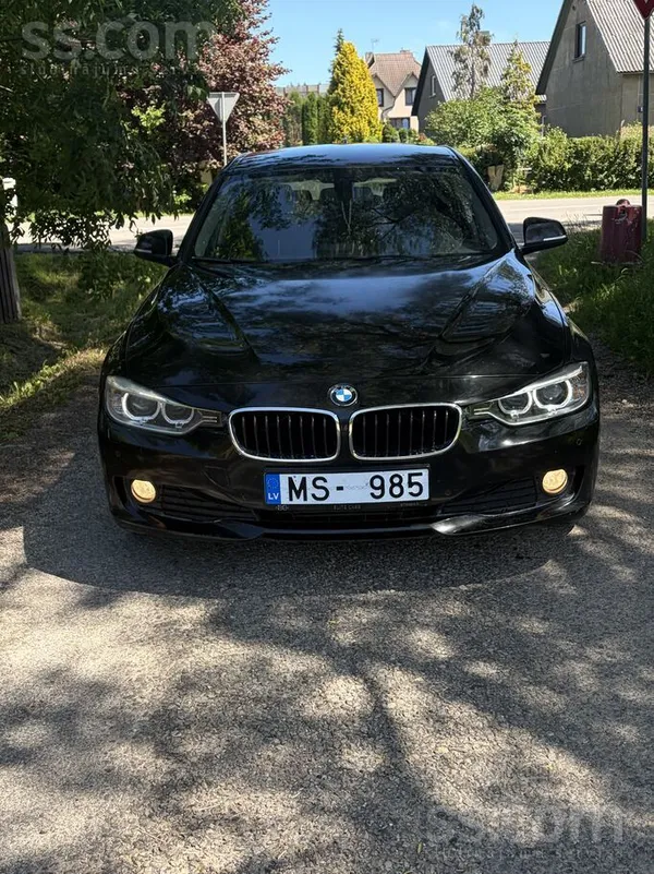 BMW 320