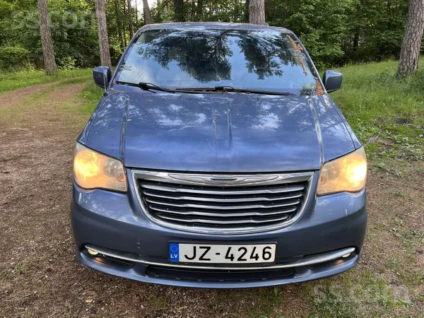 Chrysler Town & Country