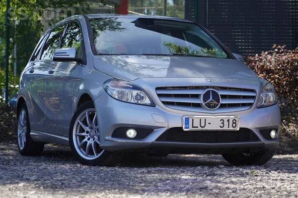 Mercedes Garantija 1 gads vai 20 000 km. Mercedes-Benz B-Cl