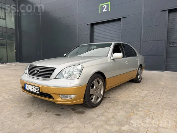 Pārdodu brīnišķīgu japāņu autoindustrijas pārstāvi. Lexus LS 430, 2001. gads