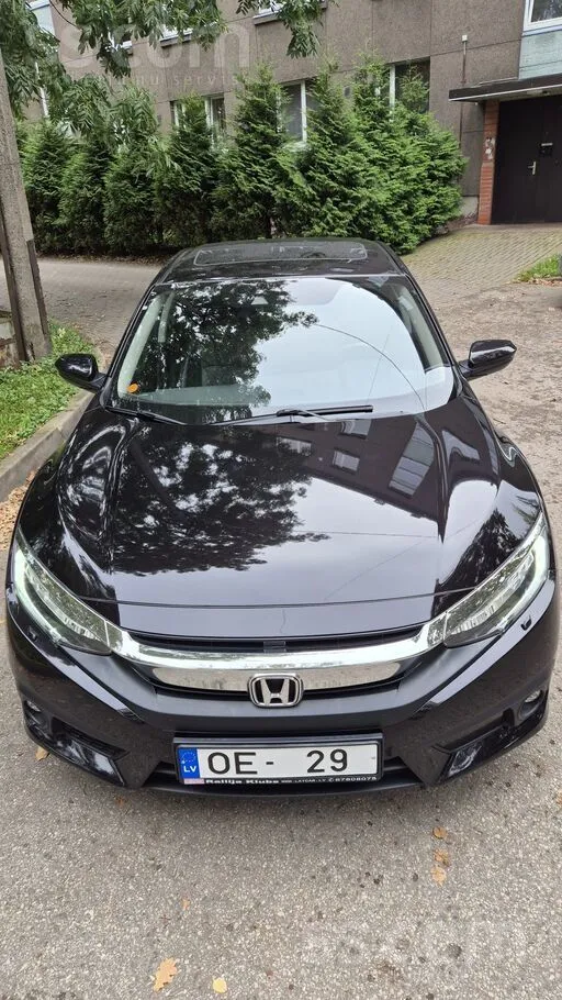 Pārdod izskatīgu un ekonomisku Honda Civic 4Dr
Praktiski jaunas automašīnas