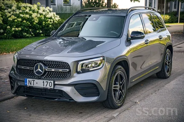 Mercedes GLB 200