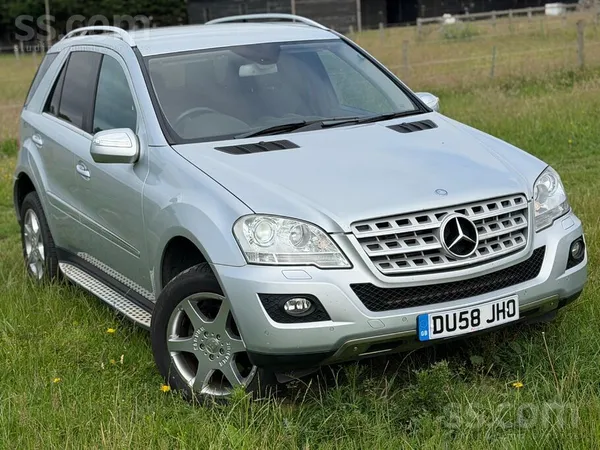 Mercedes Англик. Пробег 95к. миль. В хорошем состояние.