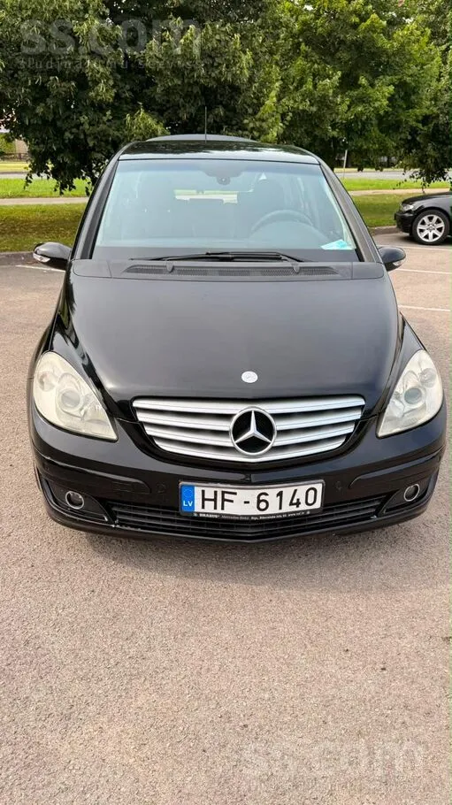 Mercedes Pārdodu Mercedes-Benz B180. Automāts. 2005.g. 