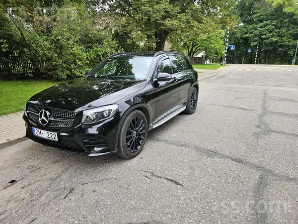 Glc 250D 4Matic.
Amg Pack.
360 gradu kamera.
Pavadošas gaismas, apgais