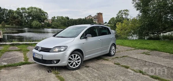 Volkswagen Pārdod 2013. gada VW Golf Plus labā tehniskā stāvo