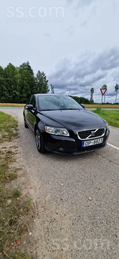 Pārdod volvo S40.
Nesen reģistrēts Latvijā.
Ļoti ekonomisks , labā tehnis