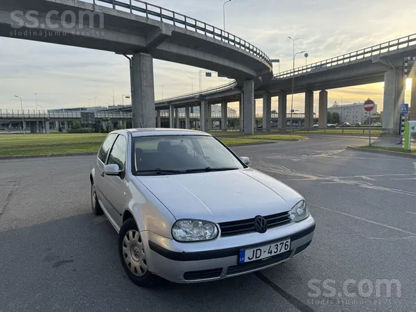 Volkswagen Golf 4