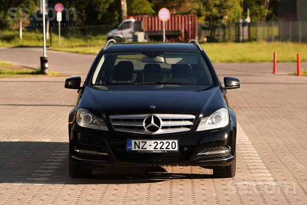 Mercedes C200