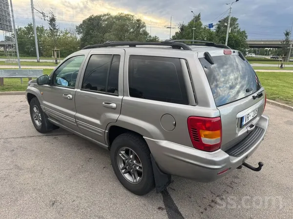 Jeep Grand Cherokee