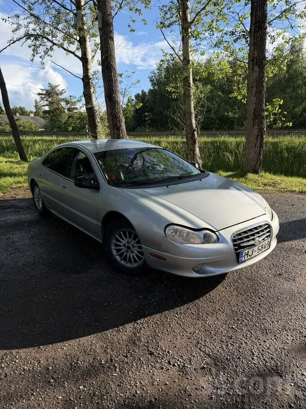 Chrysler LHS