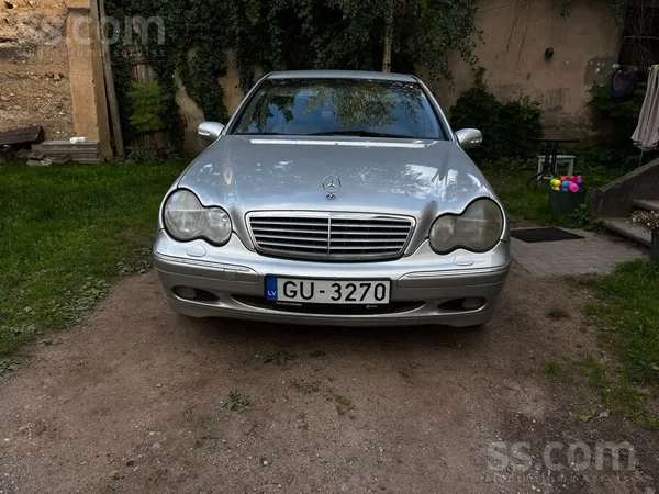 Mercedes C270