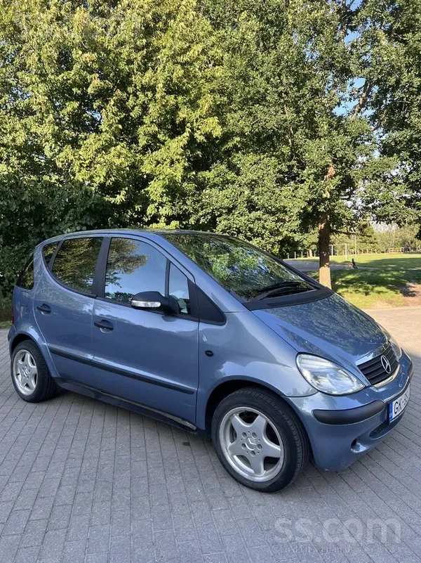 Mercedes Pārdodu mammas auto, ļoti ekonomisks, uzticams. Sk