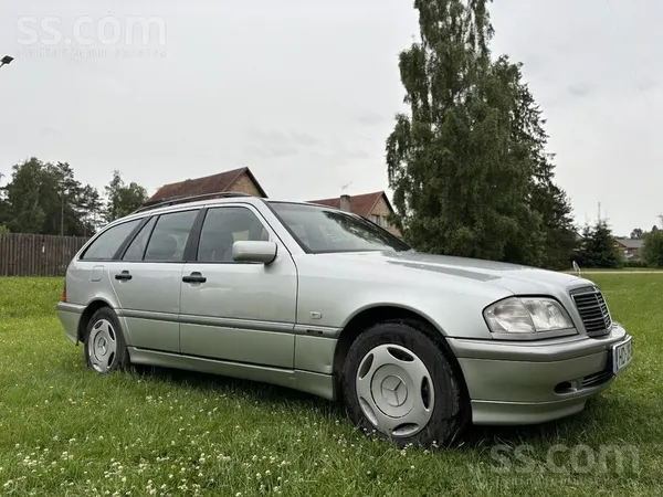 Mercedes C220