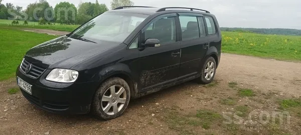 Volkswagen Продаю vw touran 2.0d 103kw есть небольшые визуаль
