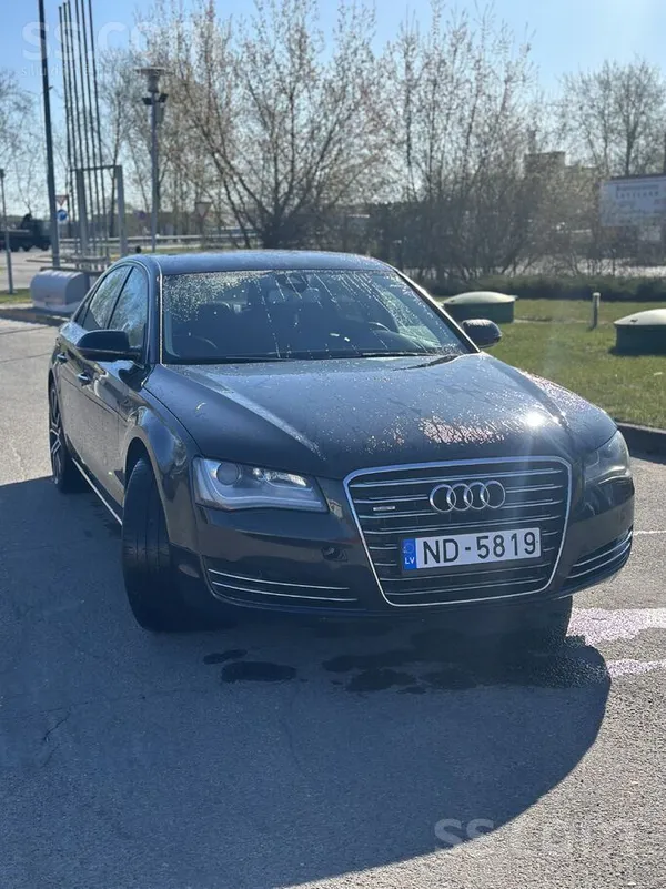 Audi A8