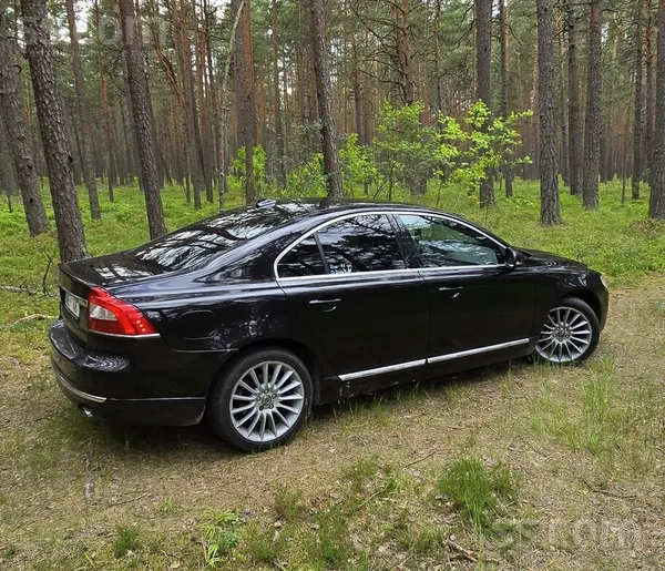 Volvo S80