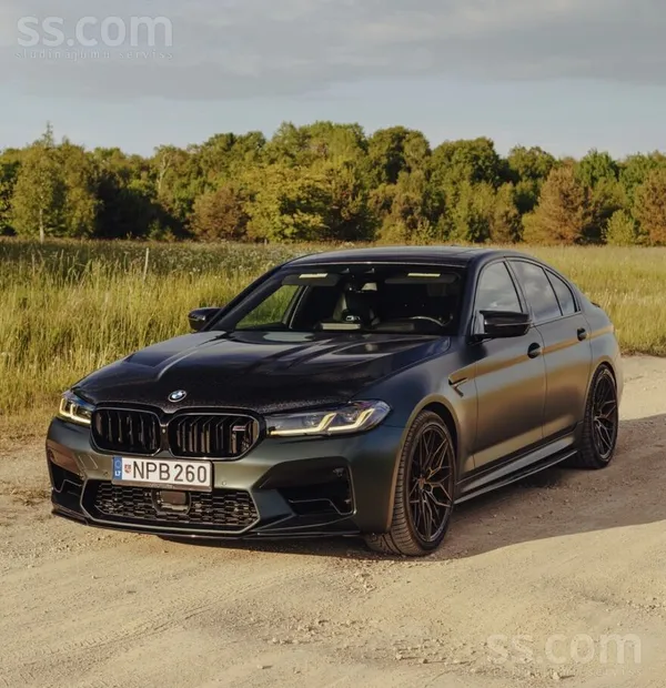 BMW M5