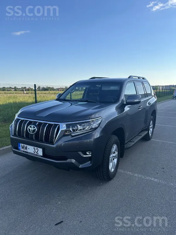 Toyota Land Cruiser