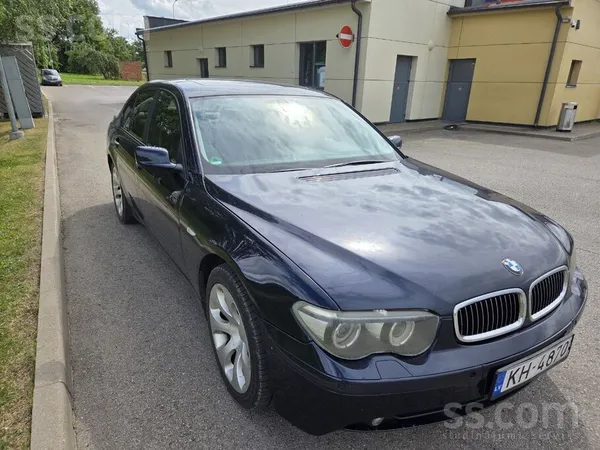 BMW 730